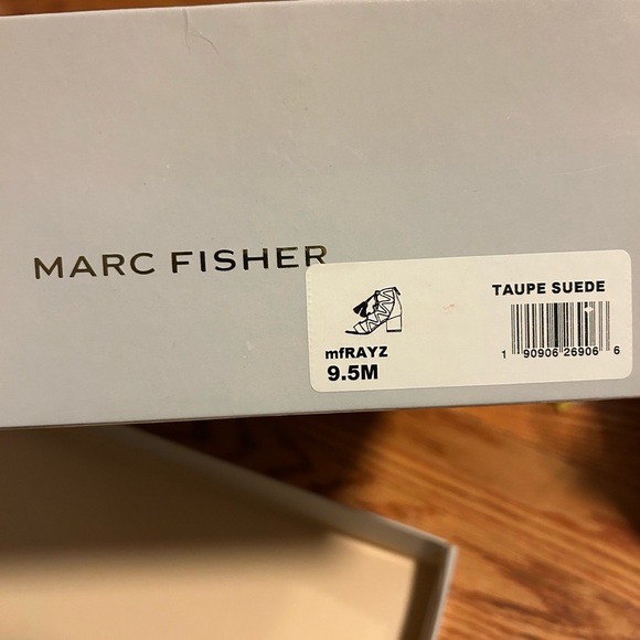 Marc Fisher Women's Rayz Heels - Picture 5 of 5